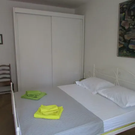 Sunshine Guest house *